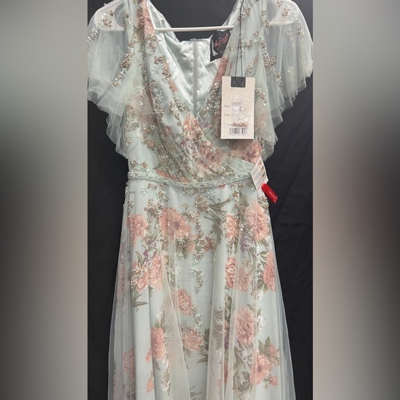 Mac Duggal 11220 NWT Floral Flutter Sleeve V-Neck Maxi Dress - Picture 7 of 9